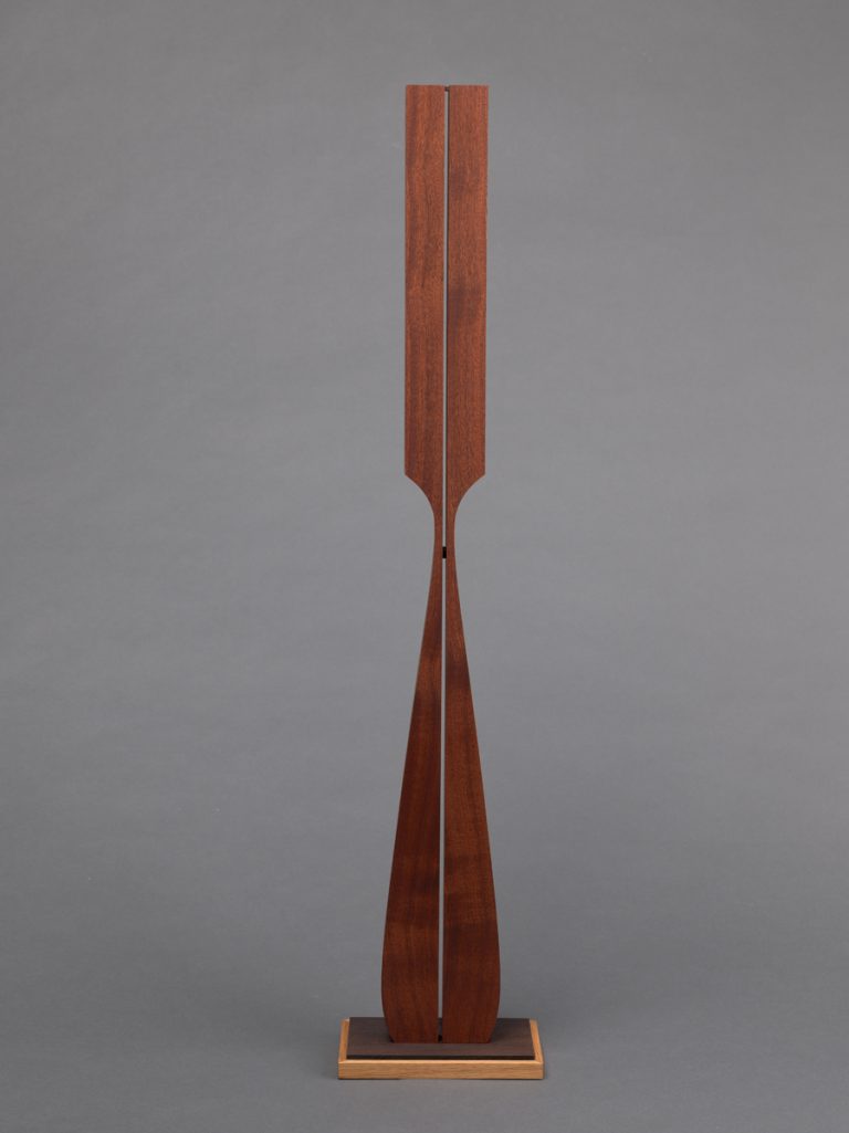 Sapele Mahogany
32"